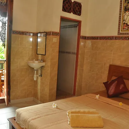 Mira Family Homestay Ubud  Bagian luar foto